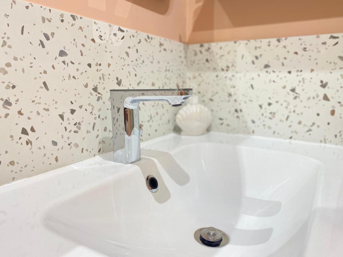 Apartamento La Petite Oasis- Ideal Couple - Calme - Balcon Sud - Lumineux - 10min Du Centre & - Proche Centre Juno - Wifi *